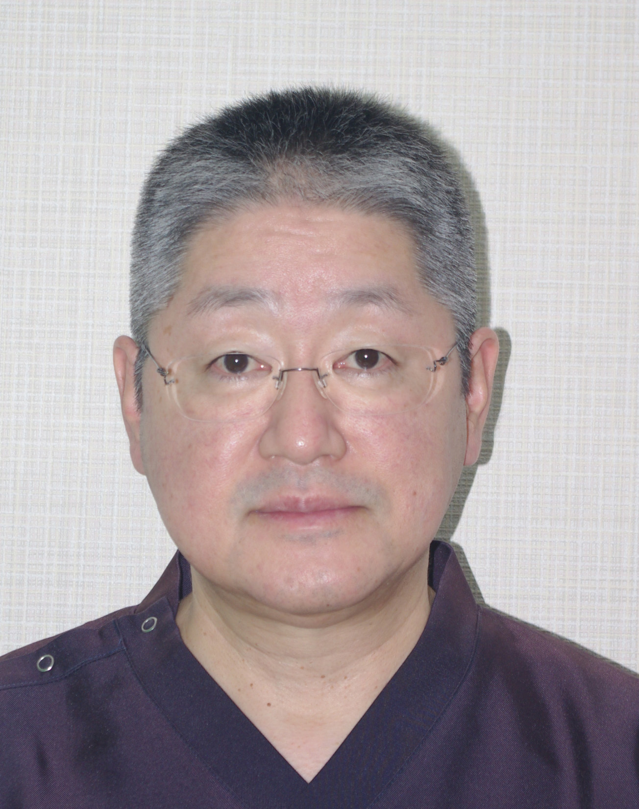 緑ヶ丘歯科クリニック　院長　田中秀司